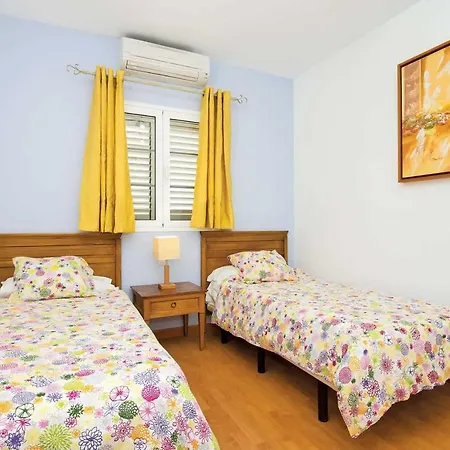 Puerto Del Carmen Sleeps 10 Air Con Wifi Villa